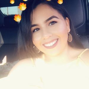 Meet your Posher, Cynthia